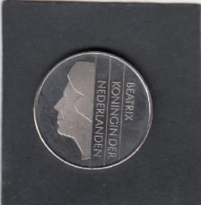 Beschrijving: 2 1/2 Gulden Beatrix